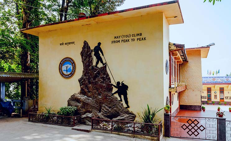 Himalayan Mountaineering Institute (HMI)